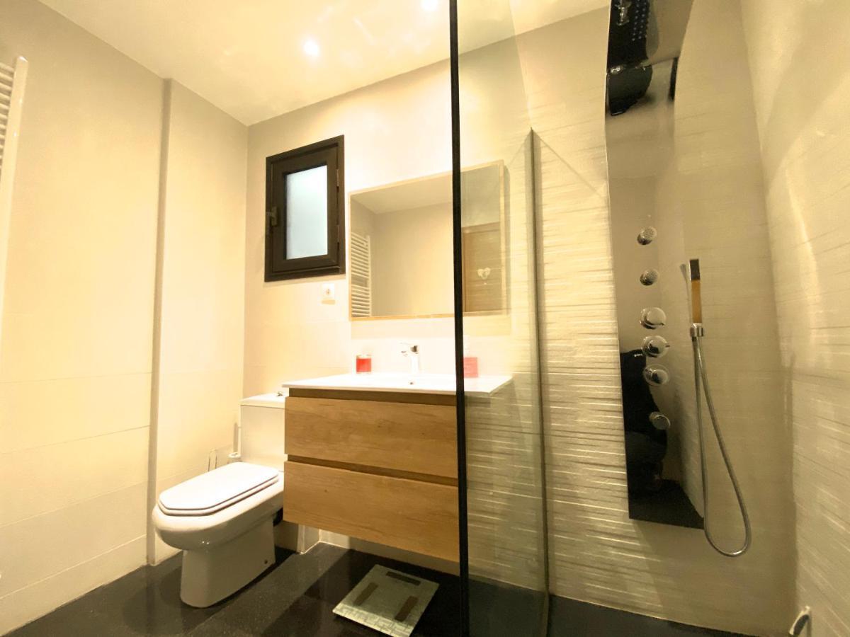 Callaueta, Centro Comercial Apartamento *